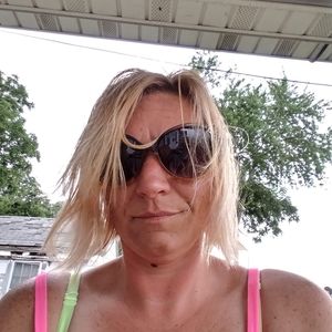 Meet your Posher, Angela lynn